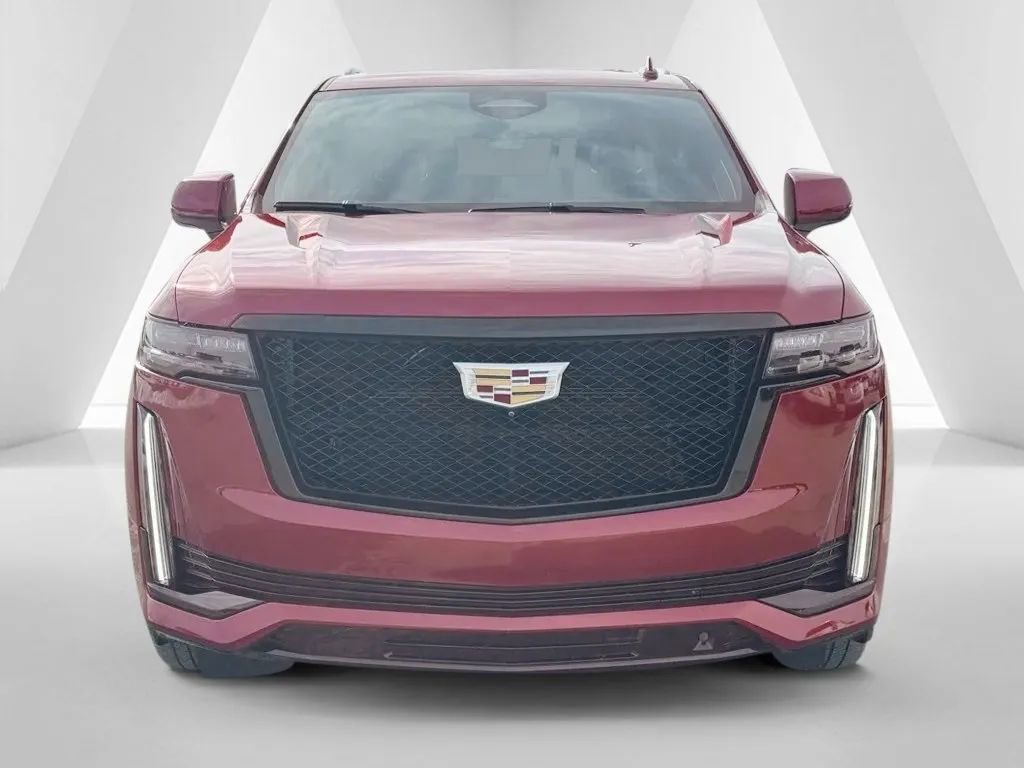 Used 2021 Cadillac Escalade Sport Platinum image 2