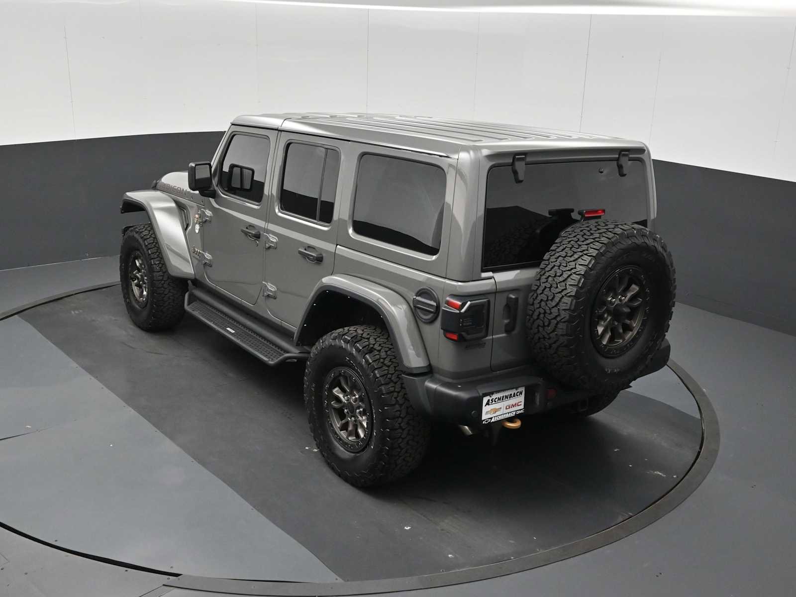 Used 2021 Jeep Wrangler Unlimited Rubicon w/ Dual Top Group AWD/4WD image 40