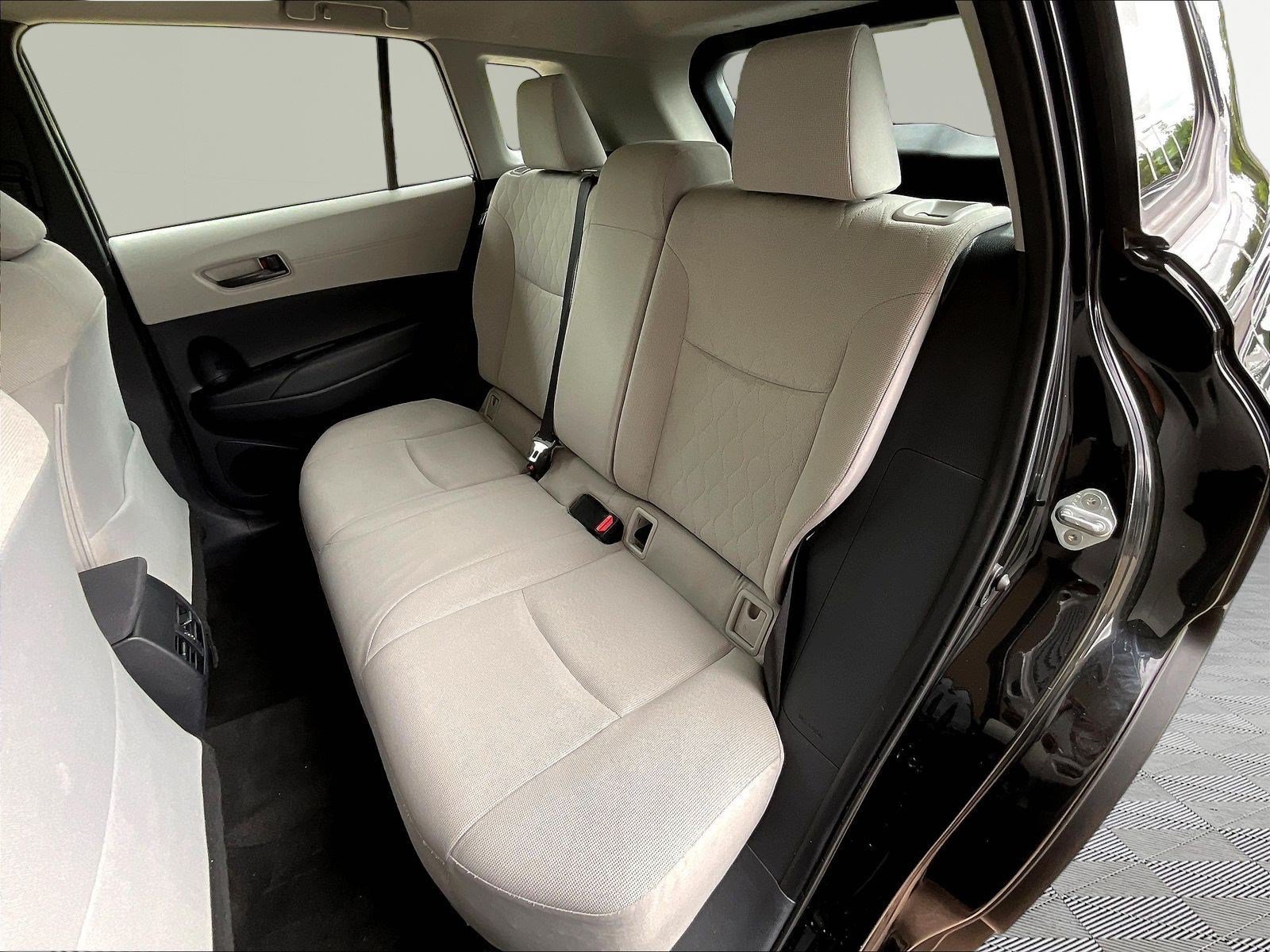 Used 2024 Toyota Corolla Cross L FWD image 22