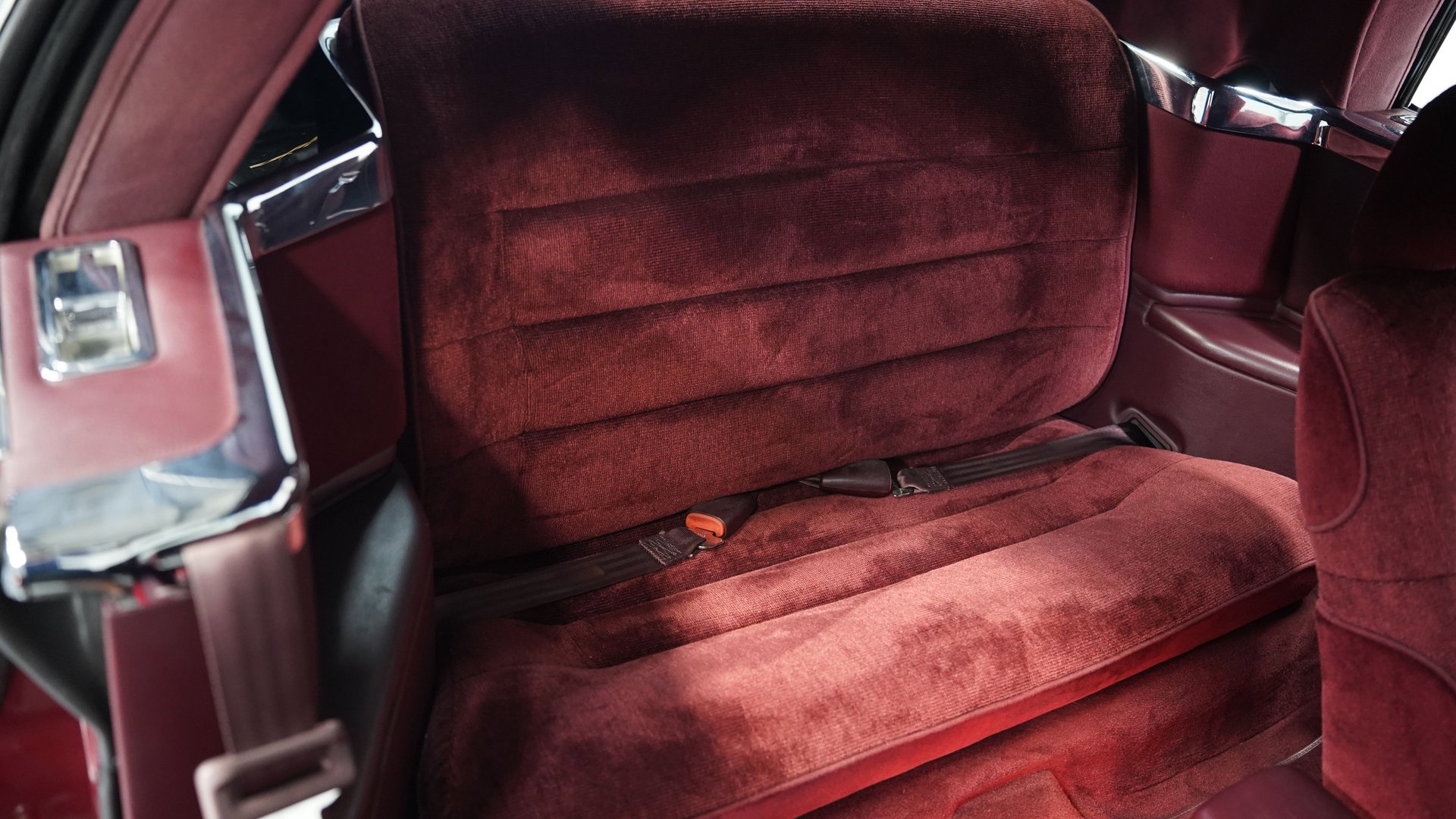 Used 1991 Chrysler LeBaron Convertible FWD image 40