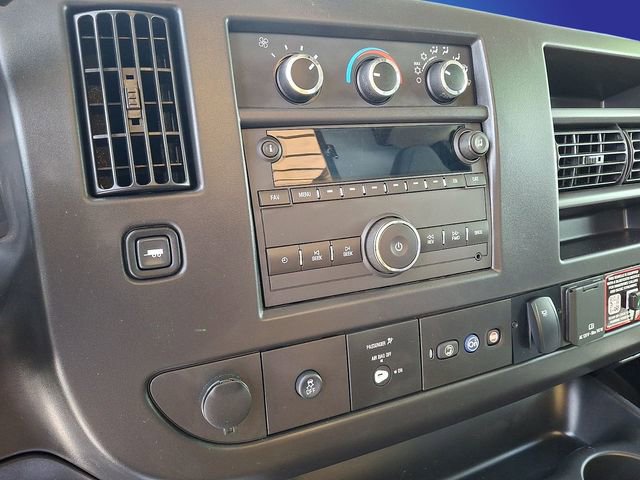 New 2024 Chevrolet Express 4500 w/ Driver Convenience Package RWD image 4
