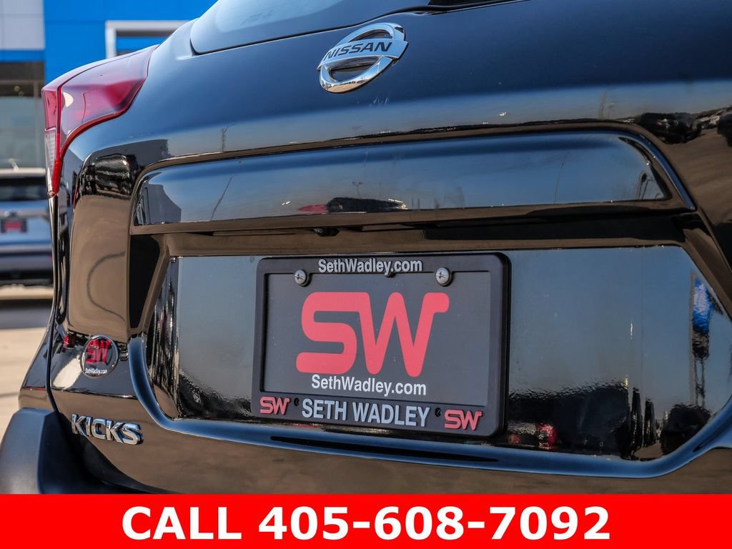 Used 2019 Nissan Kicks SV FWD image 10