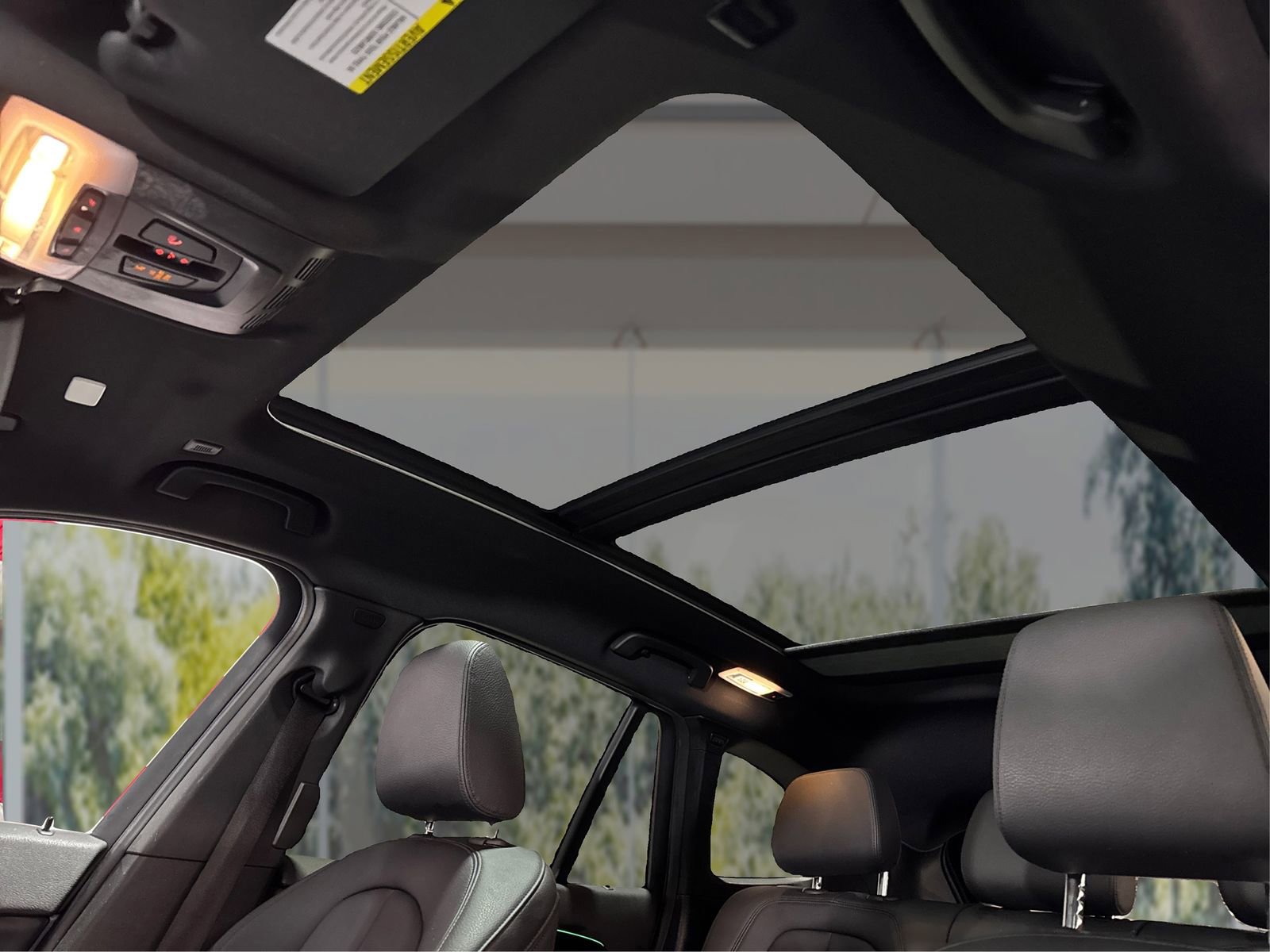 Used 2020 BMW X1 xDrive28i w/ Convenience Package image 19