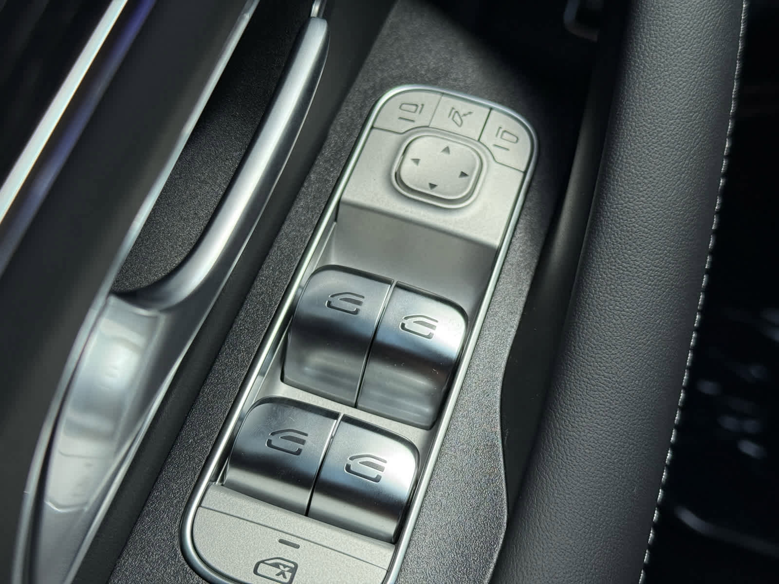 New 2025 Mercedes-Benz GLE 53 AMG 4MATIC image 23