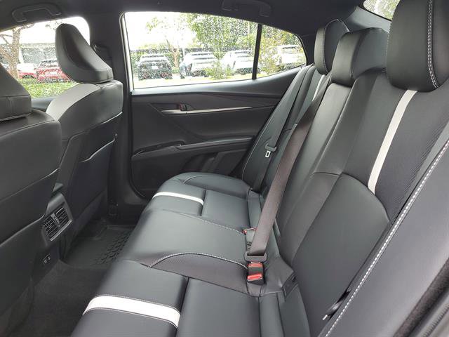 Used 2026 Toyota Camry SE FWD image 14