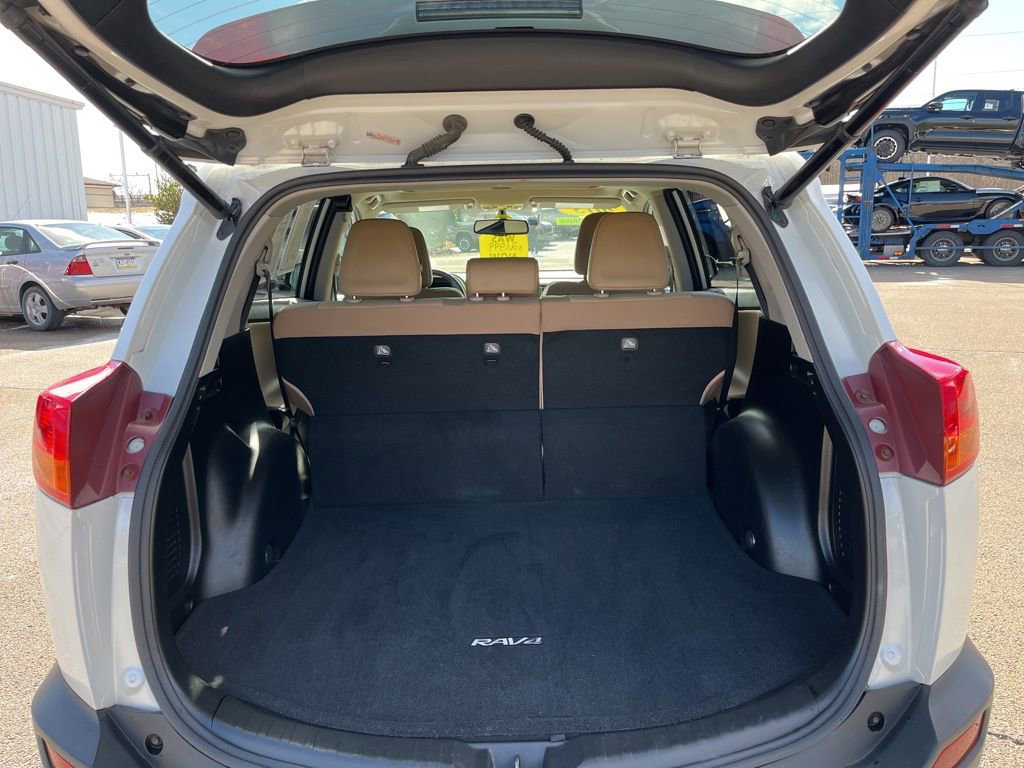 Used 2015 Toyota RAV4 Limited image 14