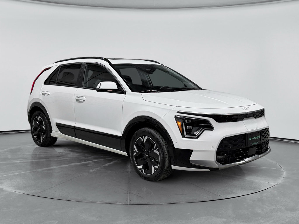 Used 2024 Kia Niro Wave w/ Wave Preserve Package FWD image 4