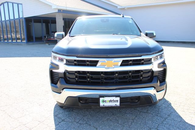 Used 2024 Chevrolet Silverado 1500 LT image 2