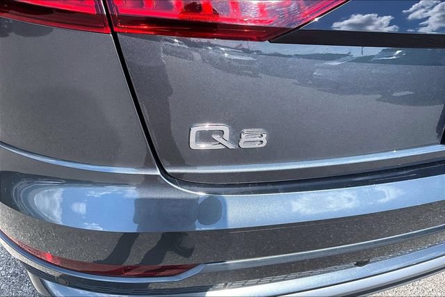 Used 2023 Audi Q8 Premium Plus AWD/4WD image 33