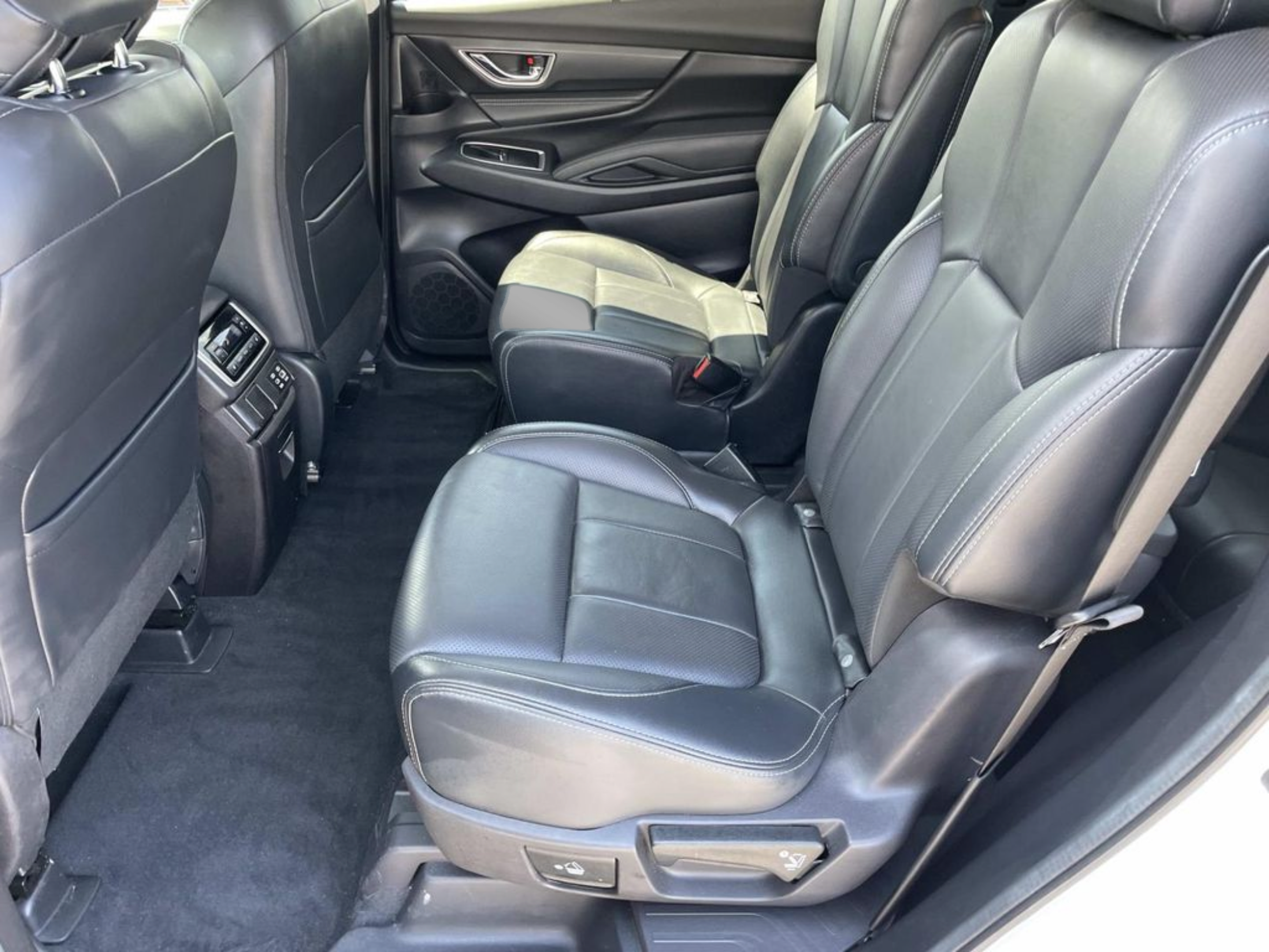 Used 2023 Subaru Ascent Limited AWD/4WD image 13