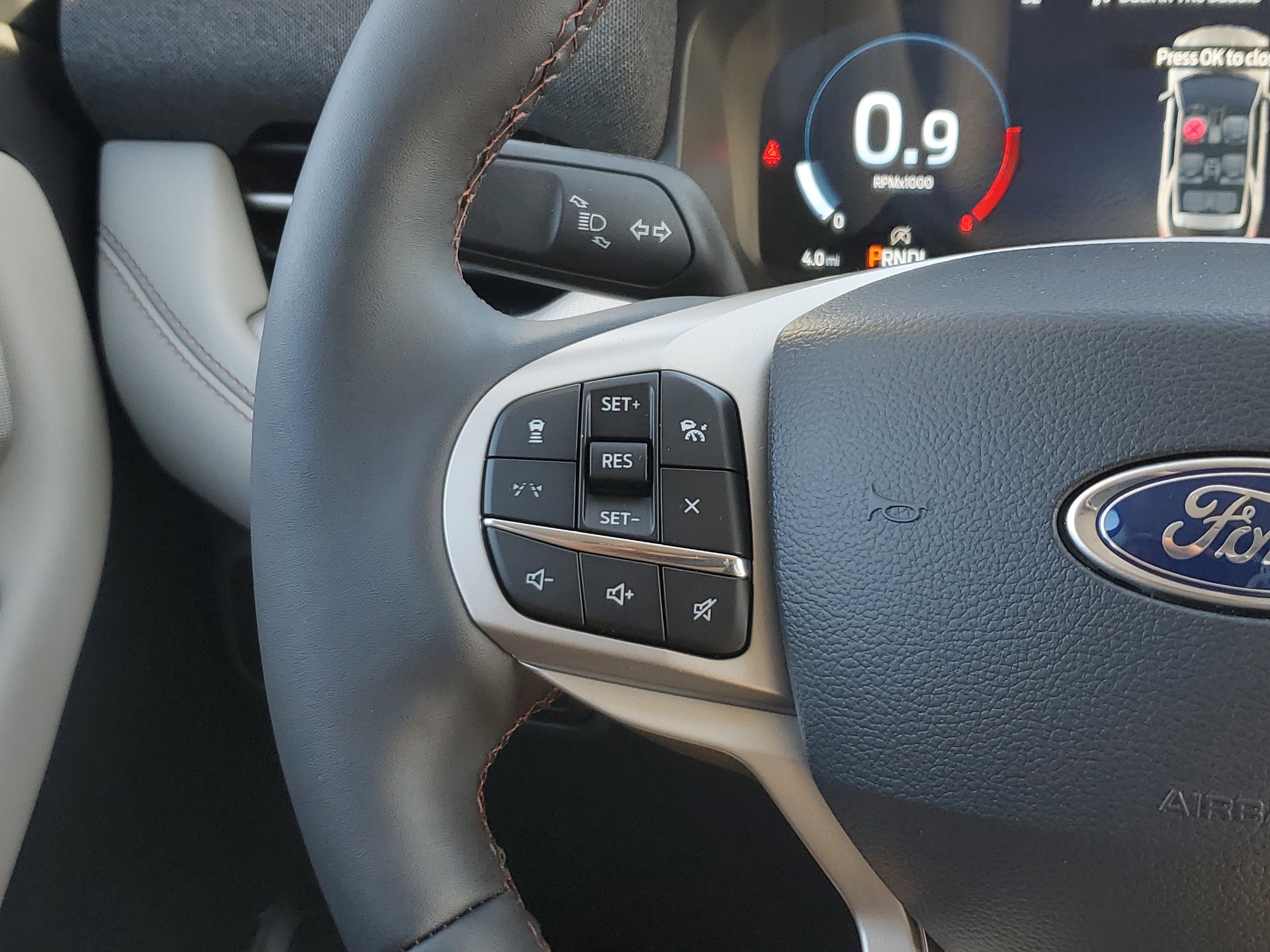 New 2025 Ford Explorer Active w/ Active Comfort Package image 23