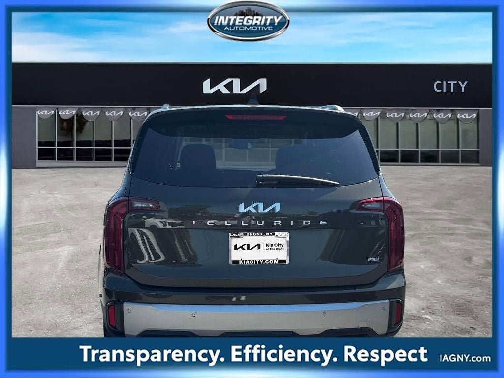 Certified 2023 Kia Telluride S w/ S Sunroof Package AWD/4WD image 6