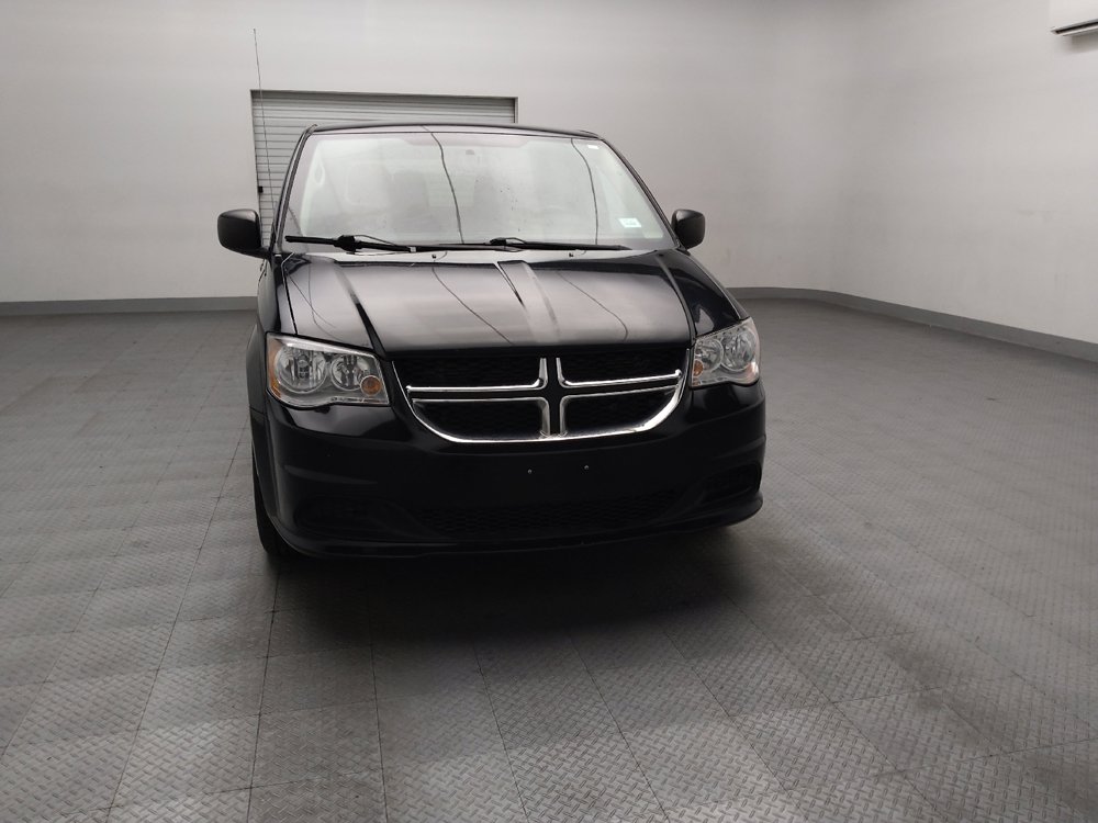 Used 2018 Dodge Grand Caravan SE w/ UConnect Hands-Free Group FWD image 14