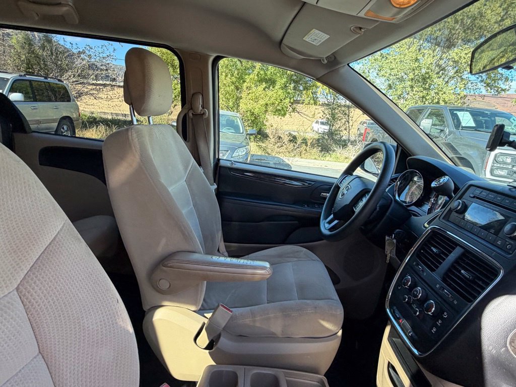 Used 2014 Dodge Grand Caravan SE w/ Quick Order Package 29E SE FWD image 11