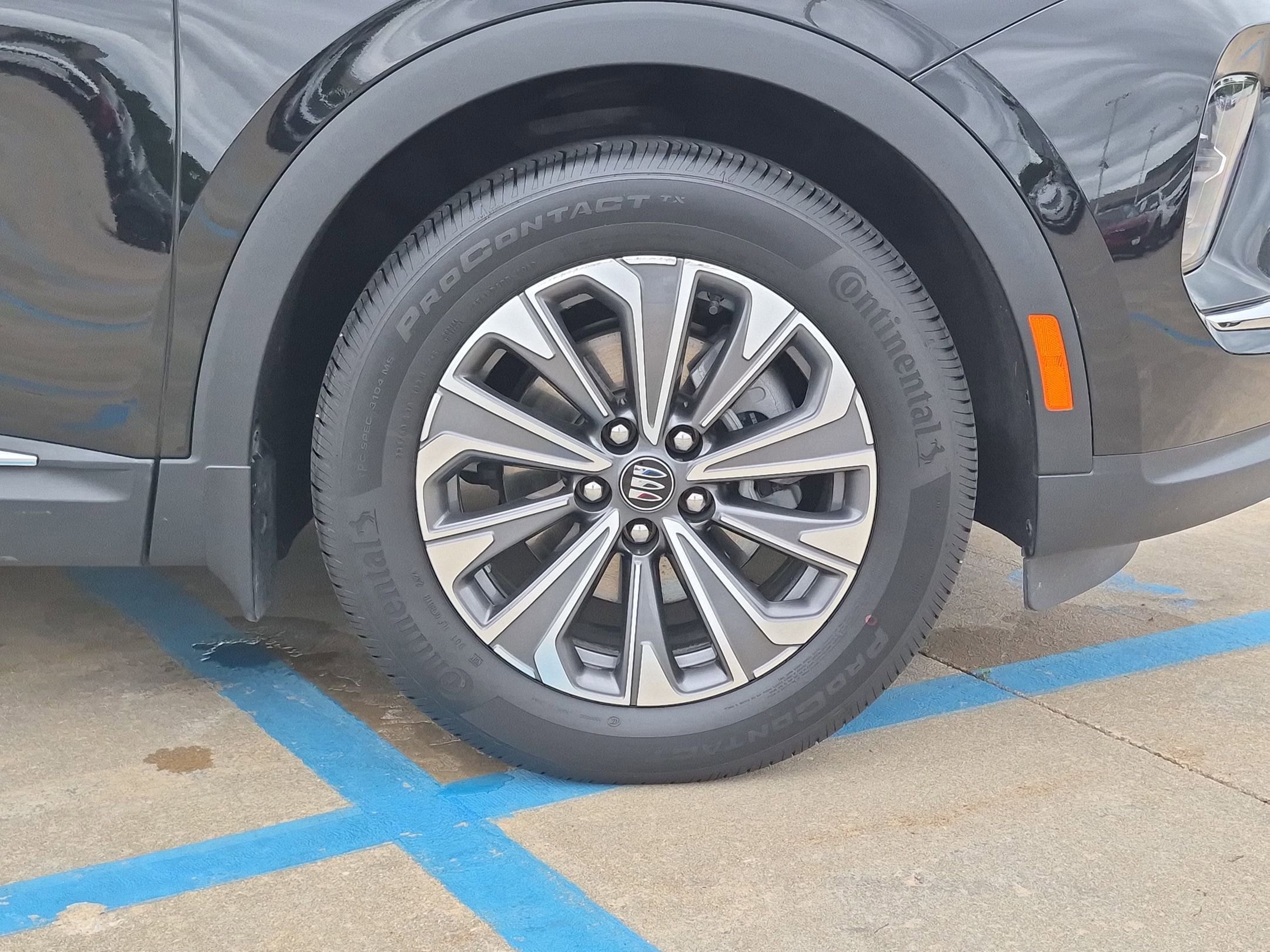 Used 2024 Buick Envision Preferred AWD/4WD image 34