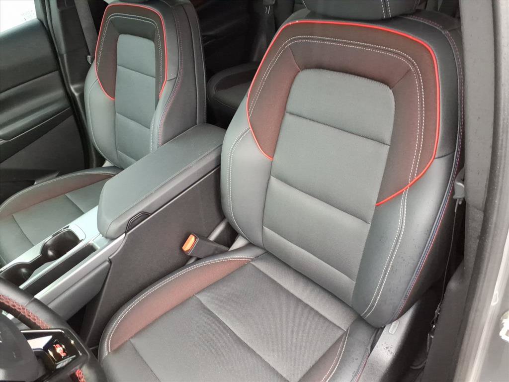 Used 2024 Chevrolet Equinox EV RS FWD image 17