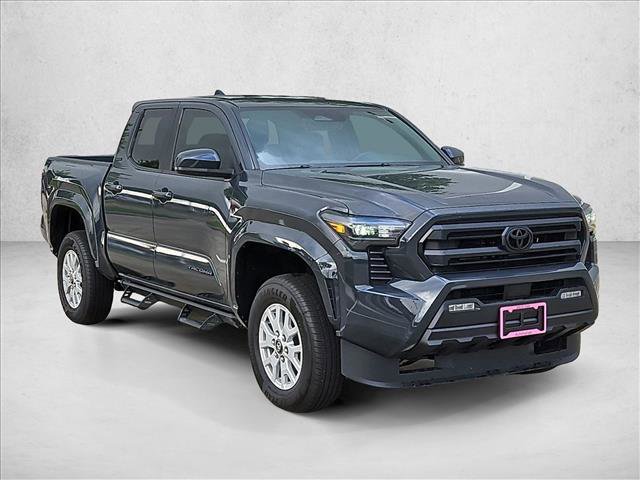 Used 2025 Toyota Tacoma SR5 AWD/4WD image 3