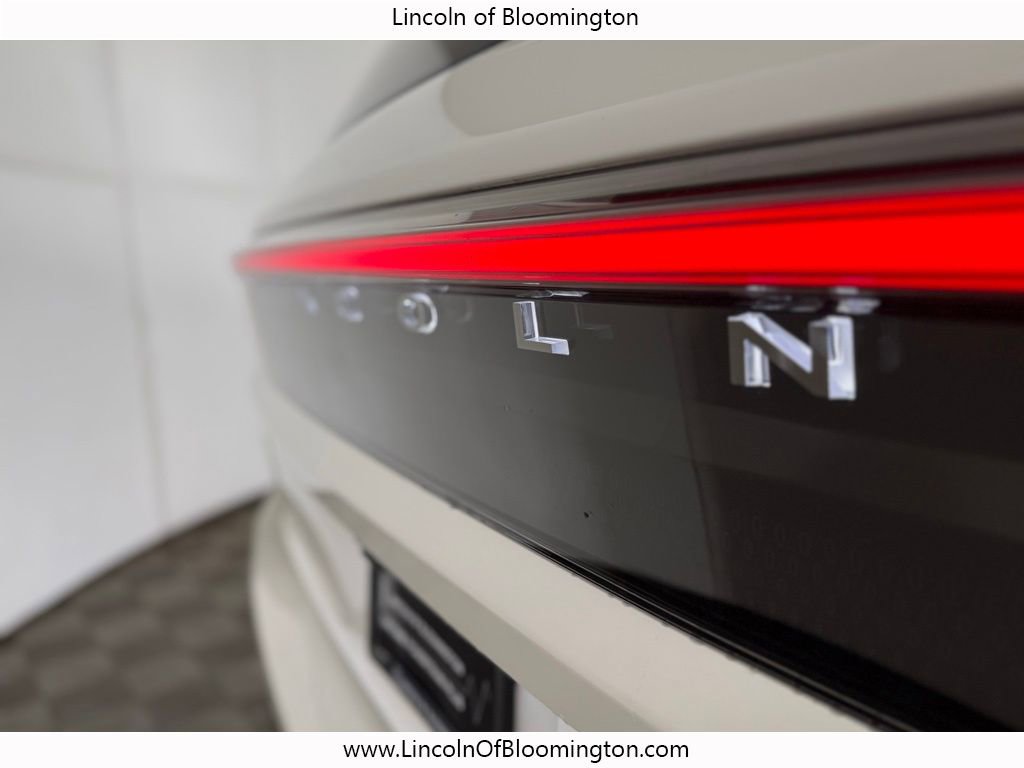 New 2025 Lincoln Navigator L Black Label image 22