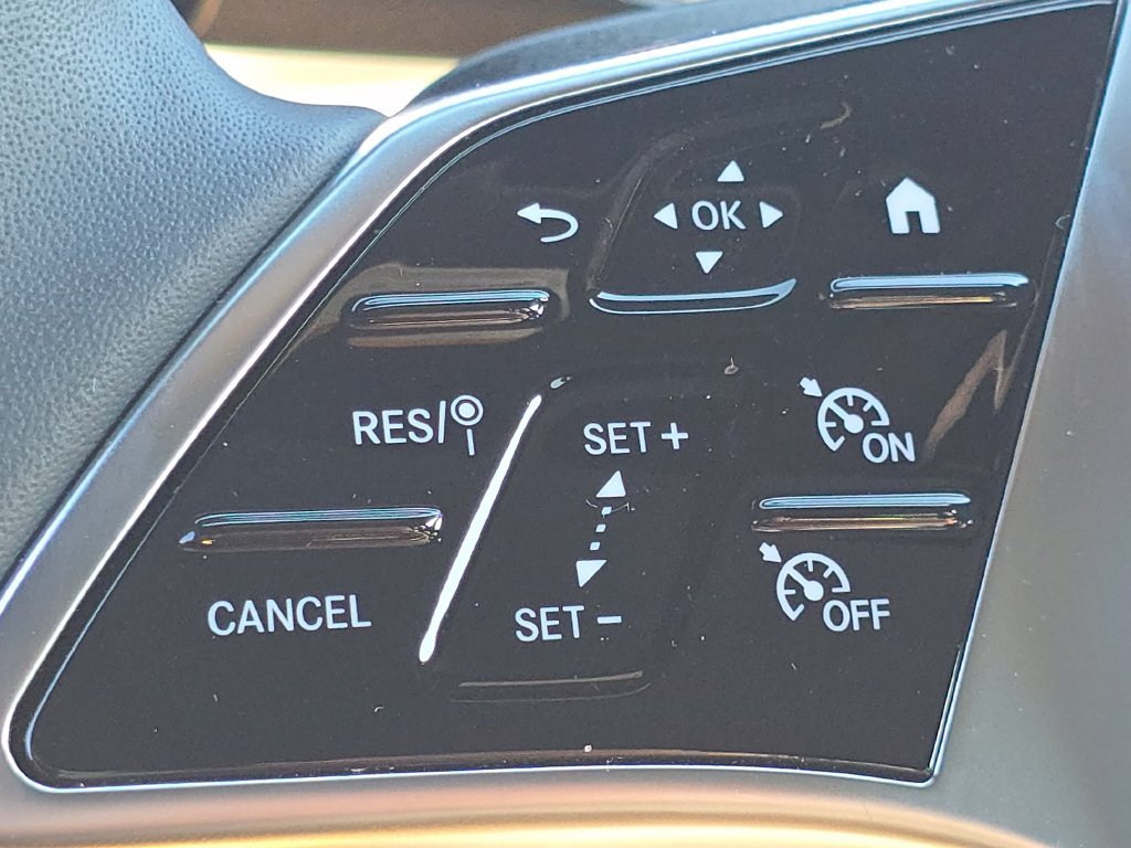 Certified 2026 Mercedes-Benz GLC 300 4MATIC image 35