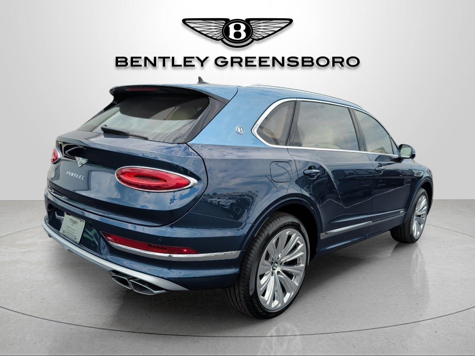New 2026 Bentley Bentayga Extended Wheelbase AWD/4WD image 14