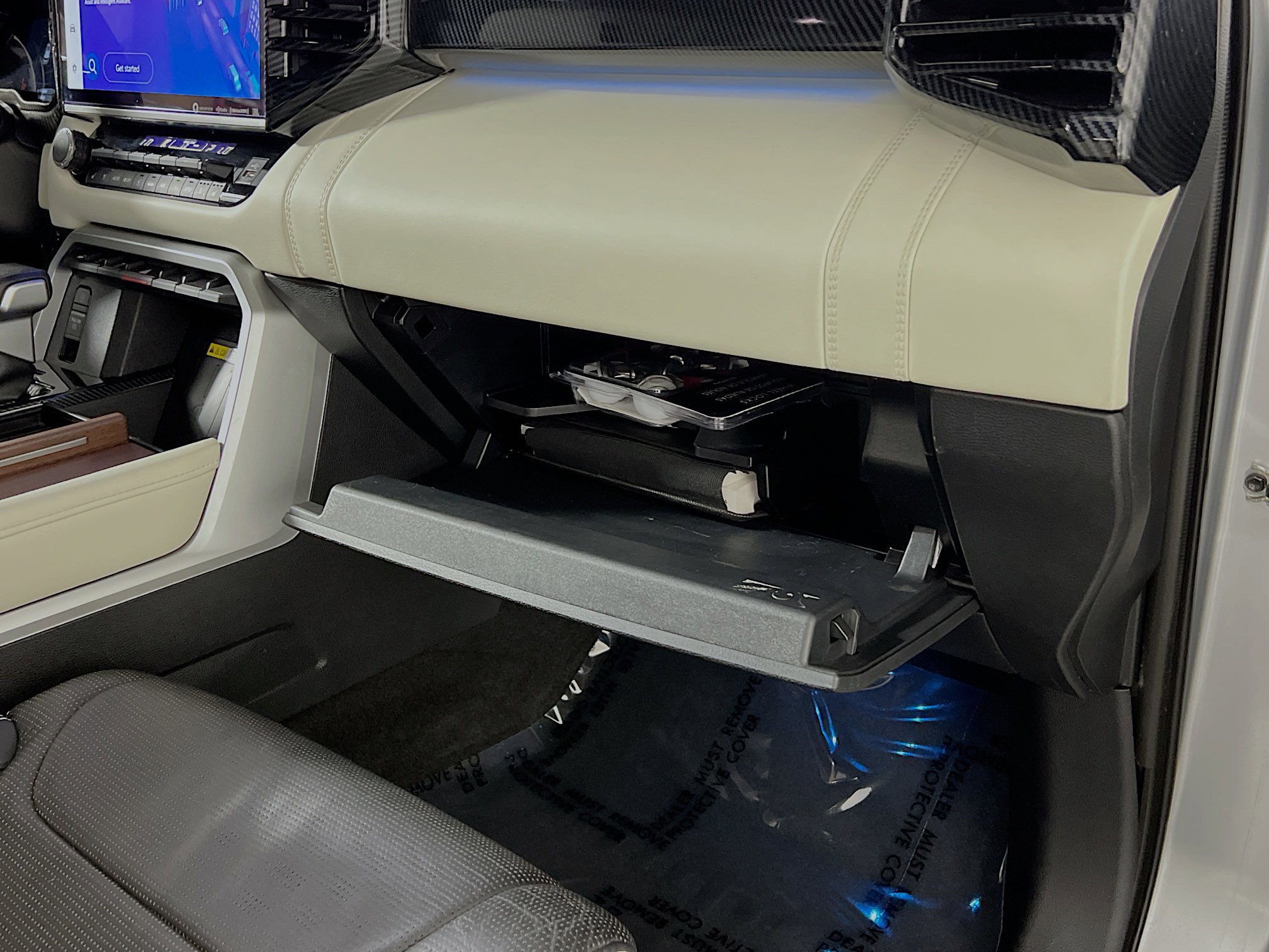 Used 2023 Toyota Sequoia Capstone image 35