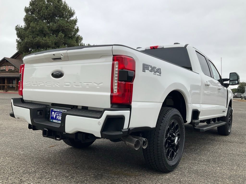 Certified 2025 Ford F350 Lariat w/ Black Appearance Package image 94