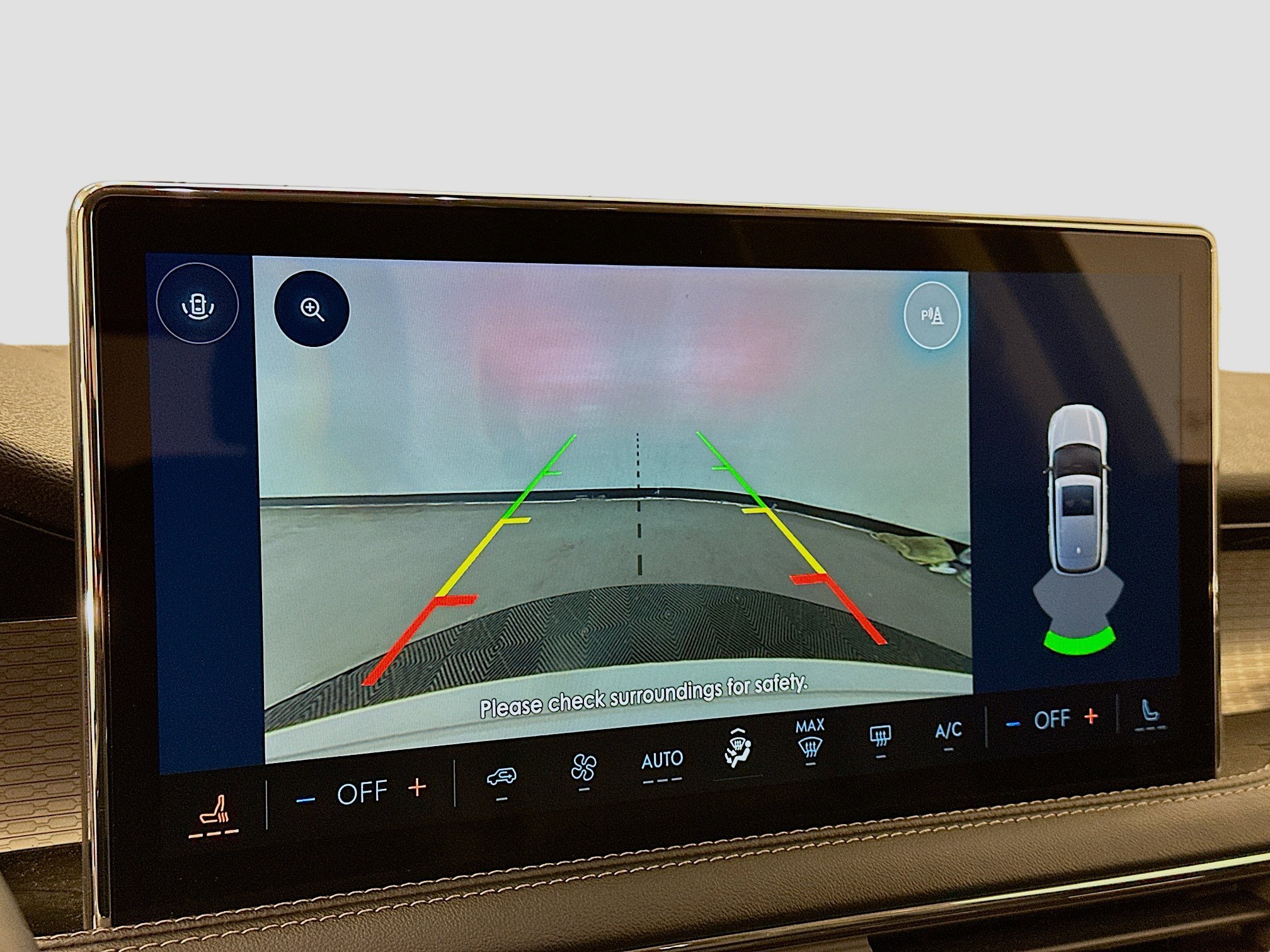 Used 2023 Lincoln Corsair AWD image 23