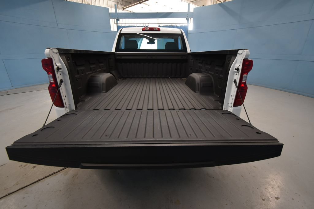Used 2025 Chevrolet Silverado 1500 W/T w/ Trailering Package AWD/4WD image 31
