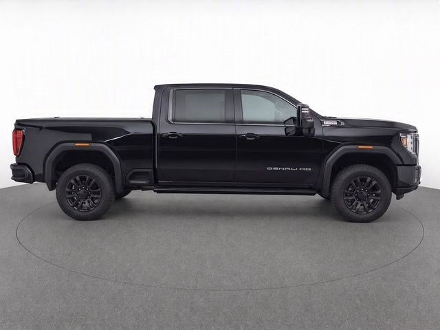 Used 2023 GMC Sierra 2500 Denali w/ Denali Black Diamond Edition AWD/4WD image 2