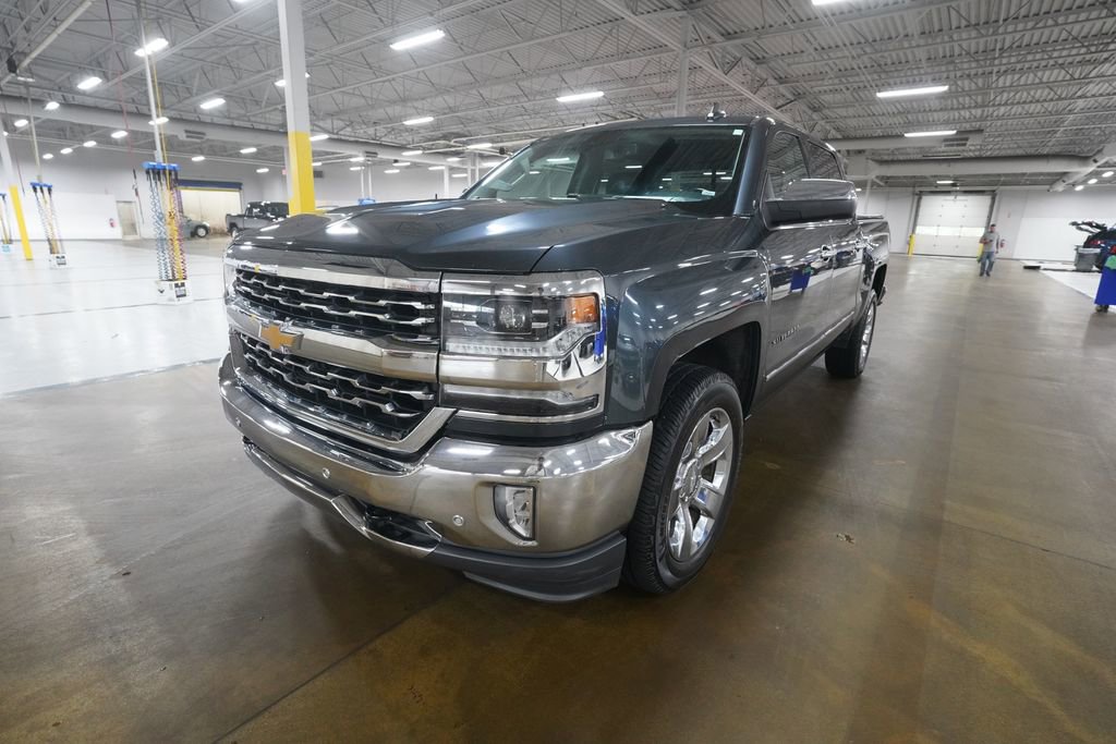 Used 2017 Chevrolet Silverado 1500 LTZ w/ Sport Package AWD/4WD image 12
