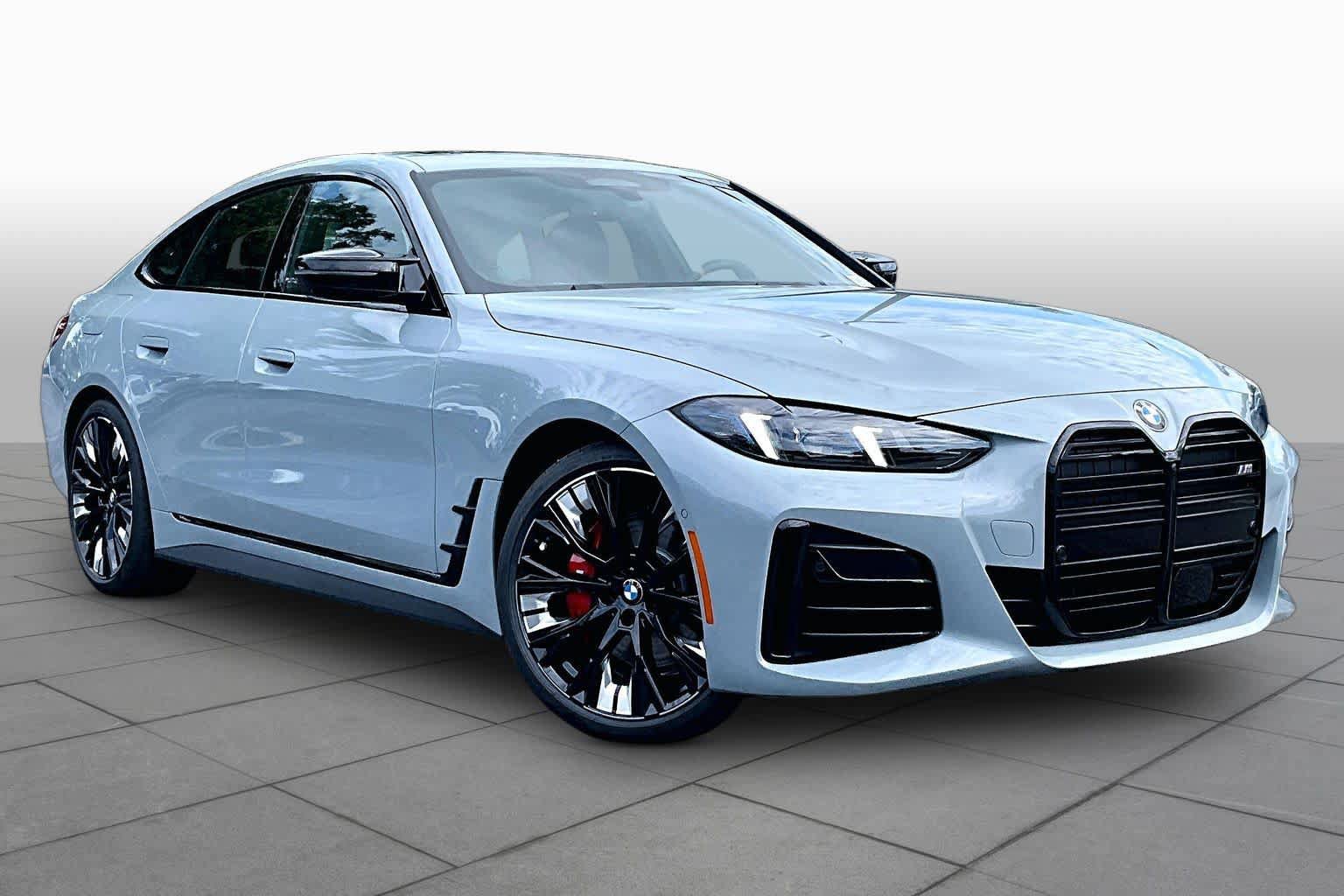 New 2026 BMW M440i w/ Premium Package RWD video 2