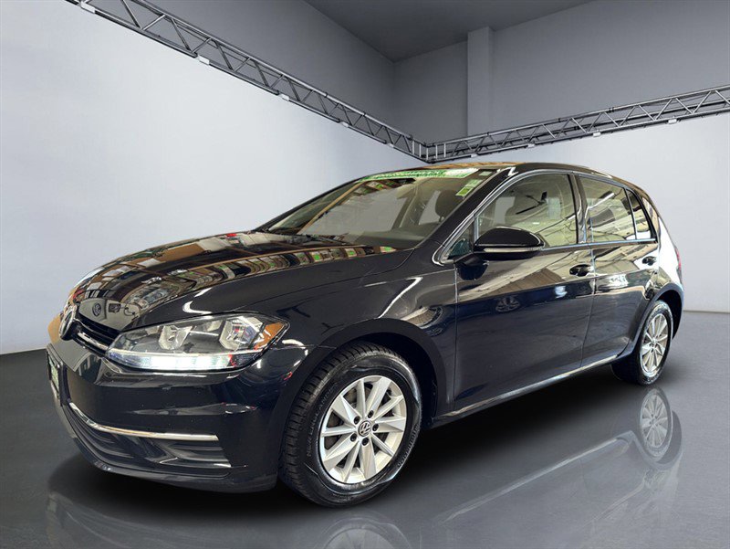 Used 2018 Volkswagen Golf S image 10
