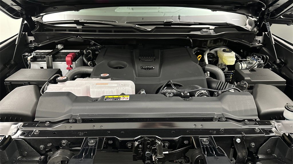 New 2025 Toyota Tundra Platinum image 11