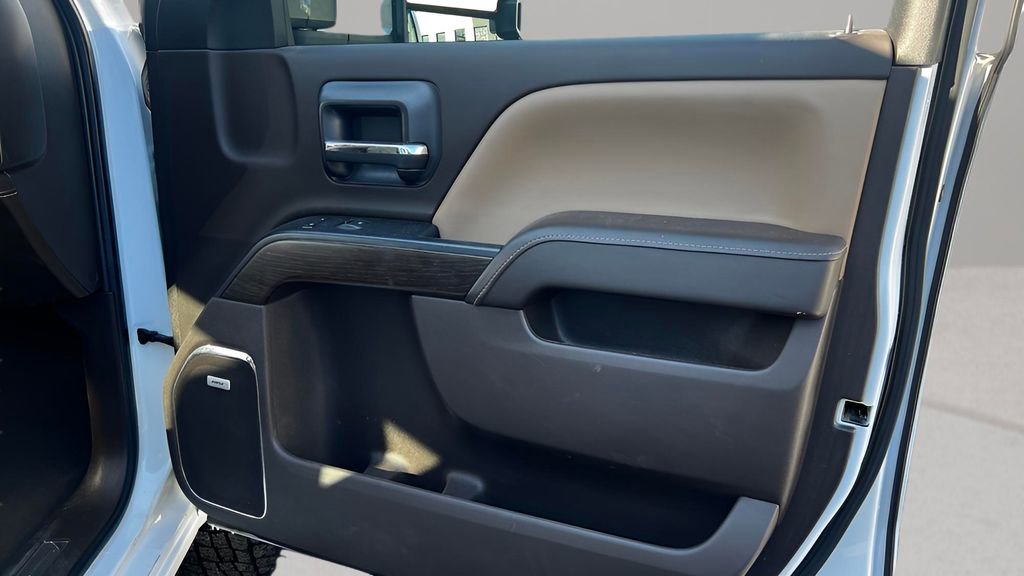 Used 2019 GMC Sierra 2500 Denali w/ Duramax Plus Package image 31