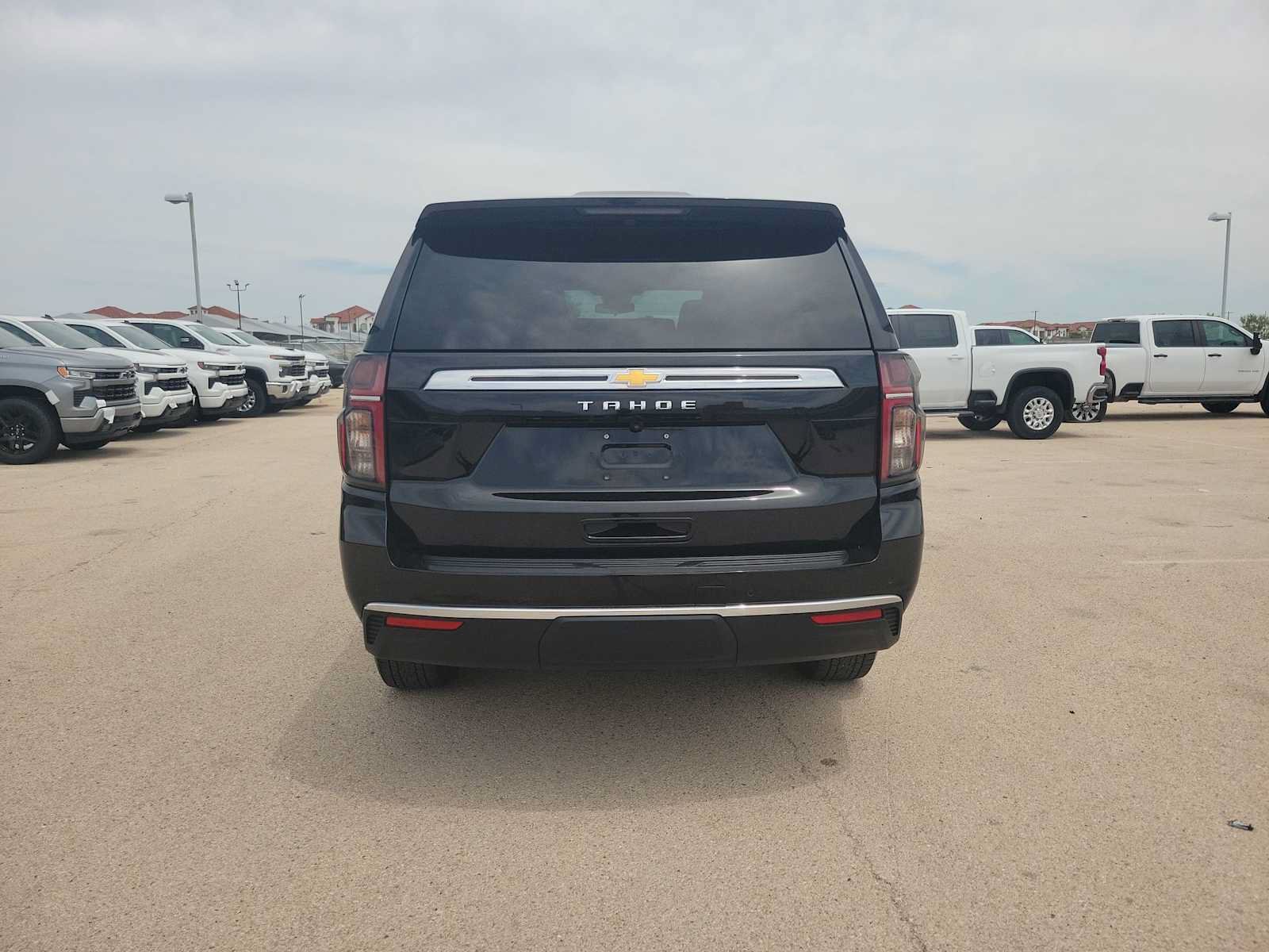 Used 2024 Chevrolet Tahoe LS w/ Max Trailering Package RWD image 7