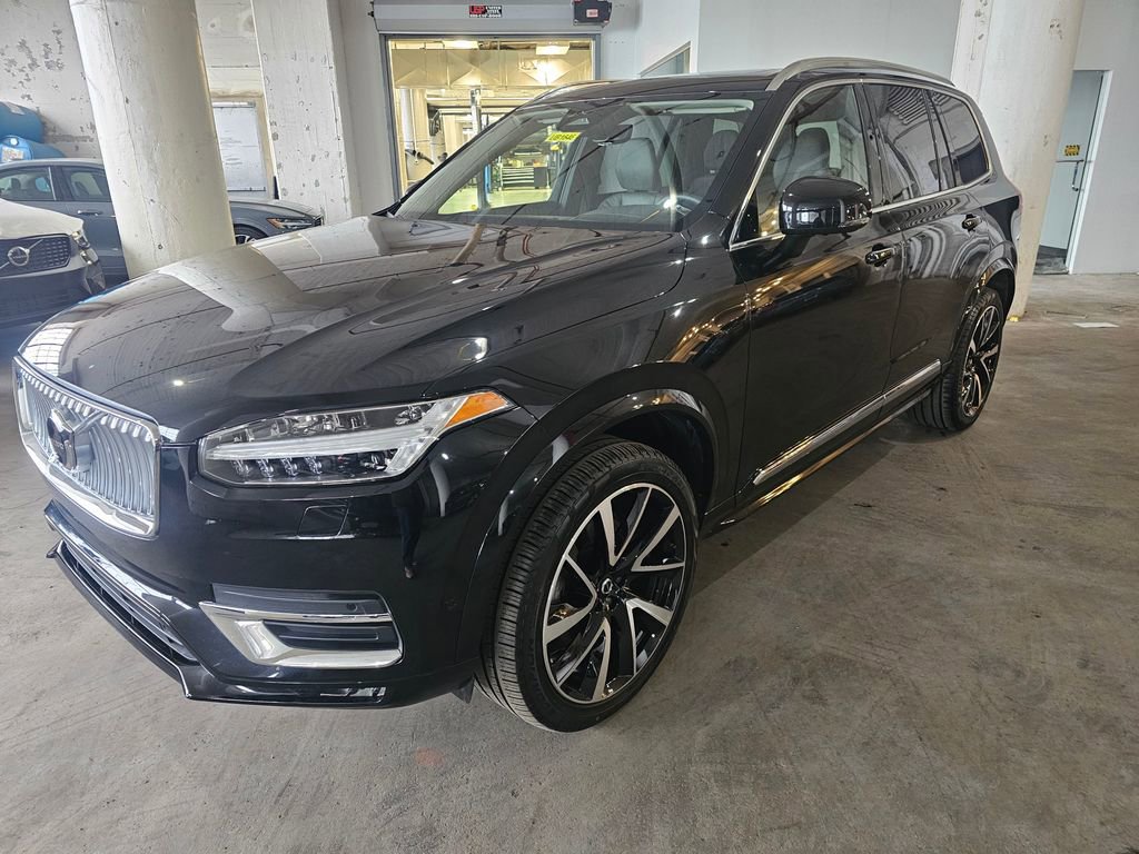 Certified 2024 Volvo XC90 B6 Plus w/ Protection Package Premier AWD/4WD image 1