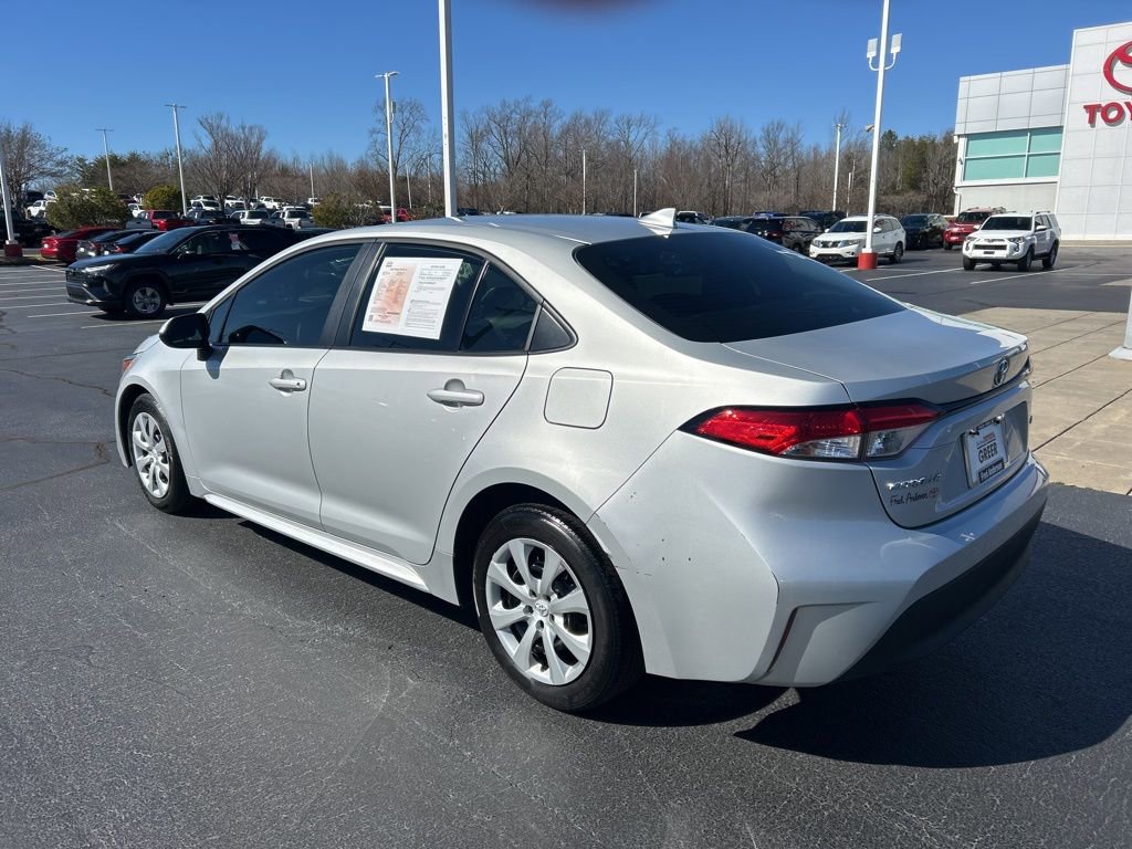 Used 2024 Toyota Corolla LE image 14
