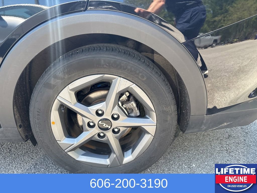 Used 2025 Kia K4 LXS FWD image 10