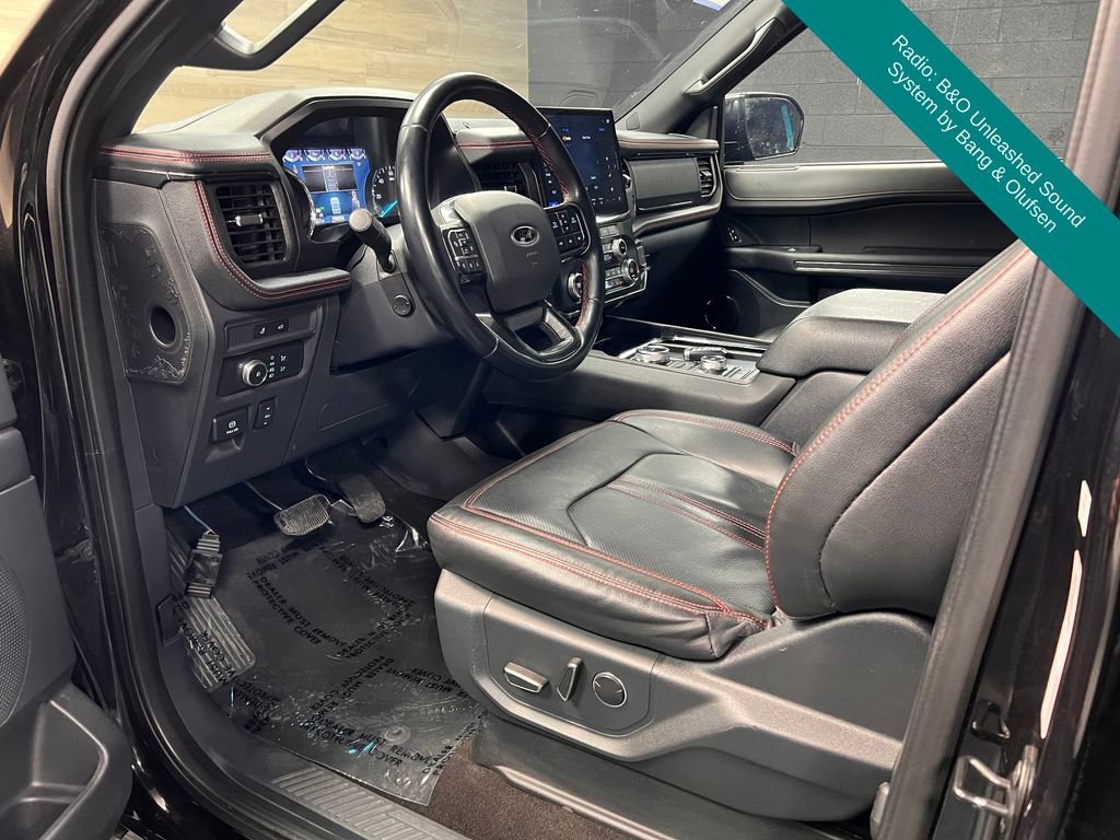 Used 2022 Ford Expedition Max Limited AWD/4WD image 3