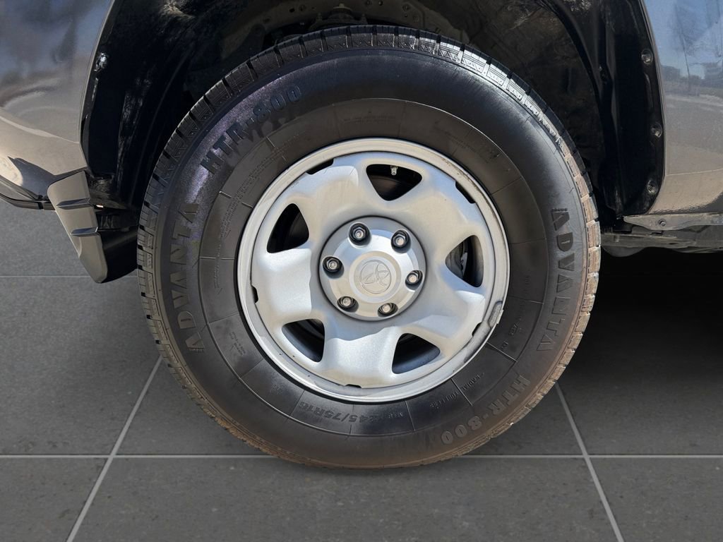 Used 2023 Toyota Tacoma SR5 image 10