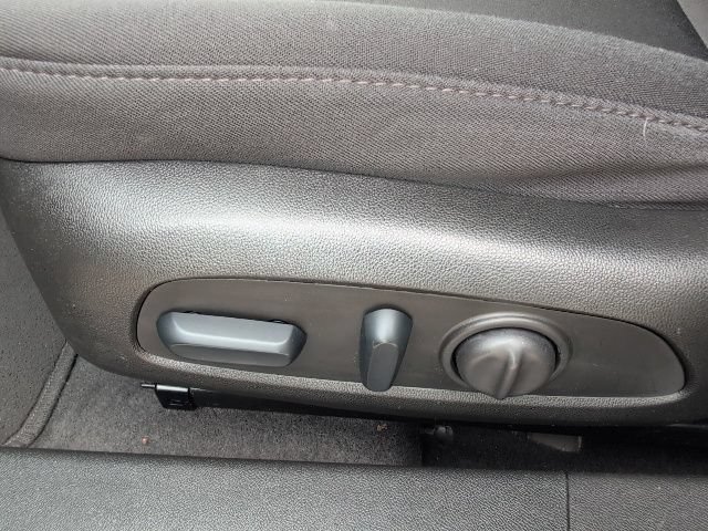 Used 2024 Chevrolet Malibu LT FWD image 13