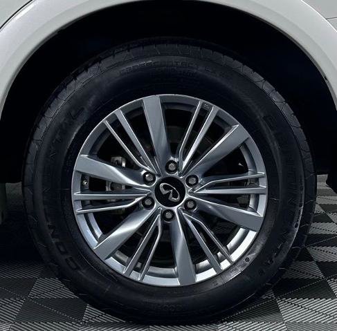 Certified 2024 INFINITI QX80 Luxe image 12