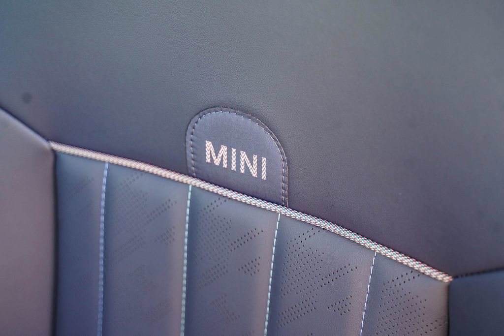 Used 2025 MINI Cooper S image 23