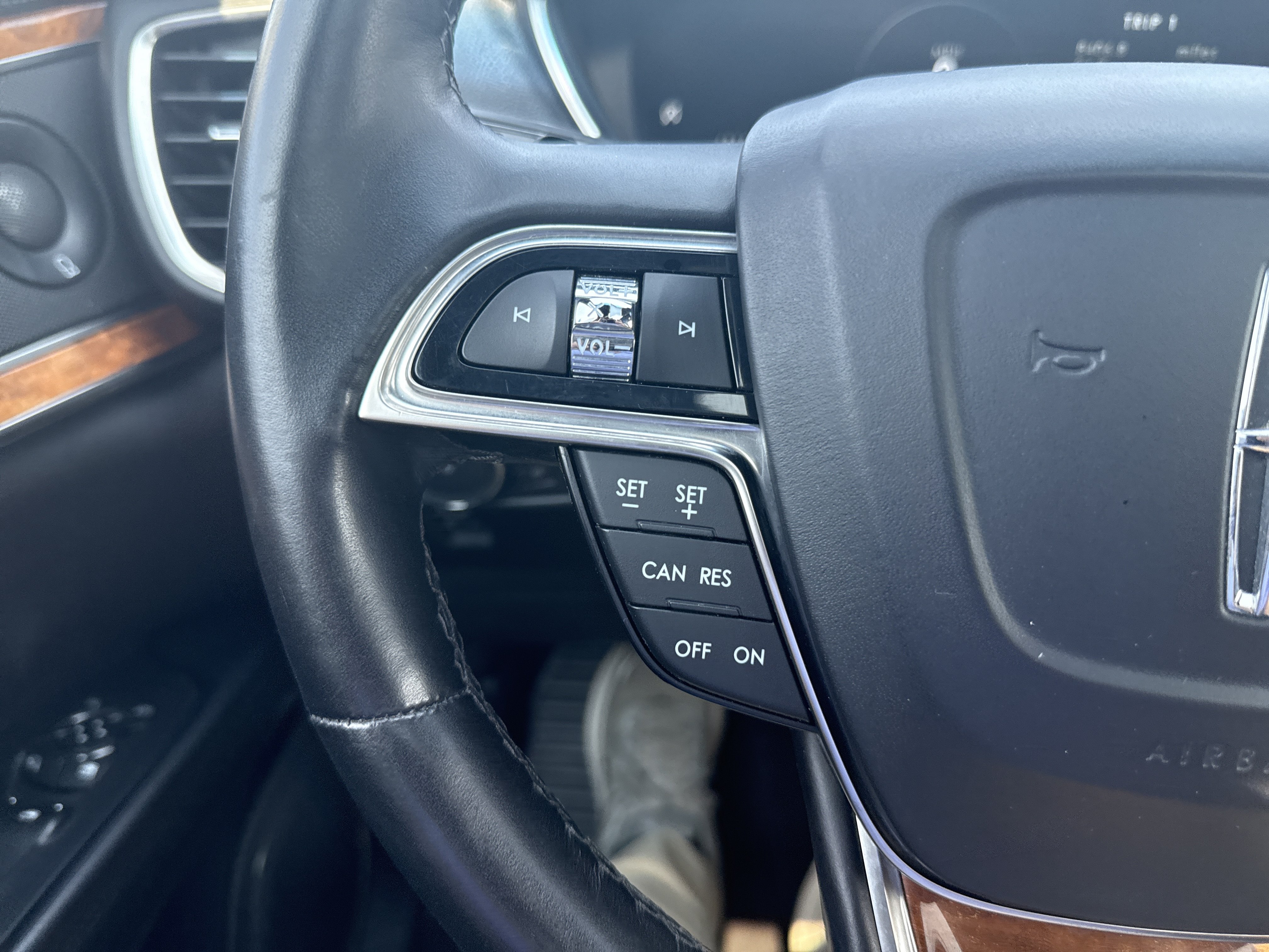 Used 2020 Lincoln Nautilus Reserve AWD/4WD image 19