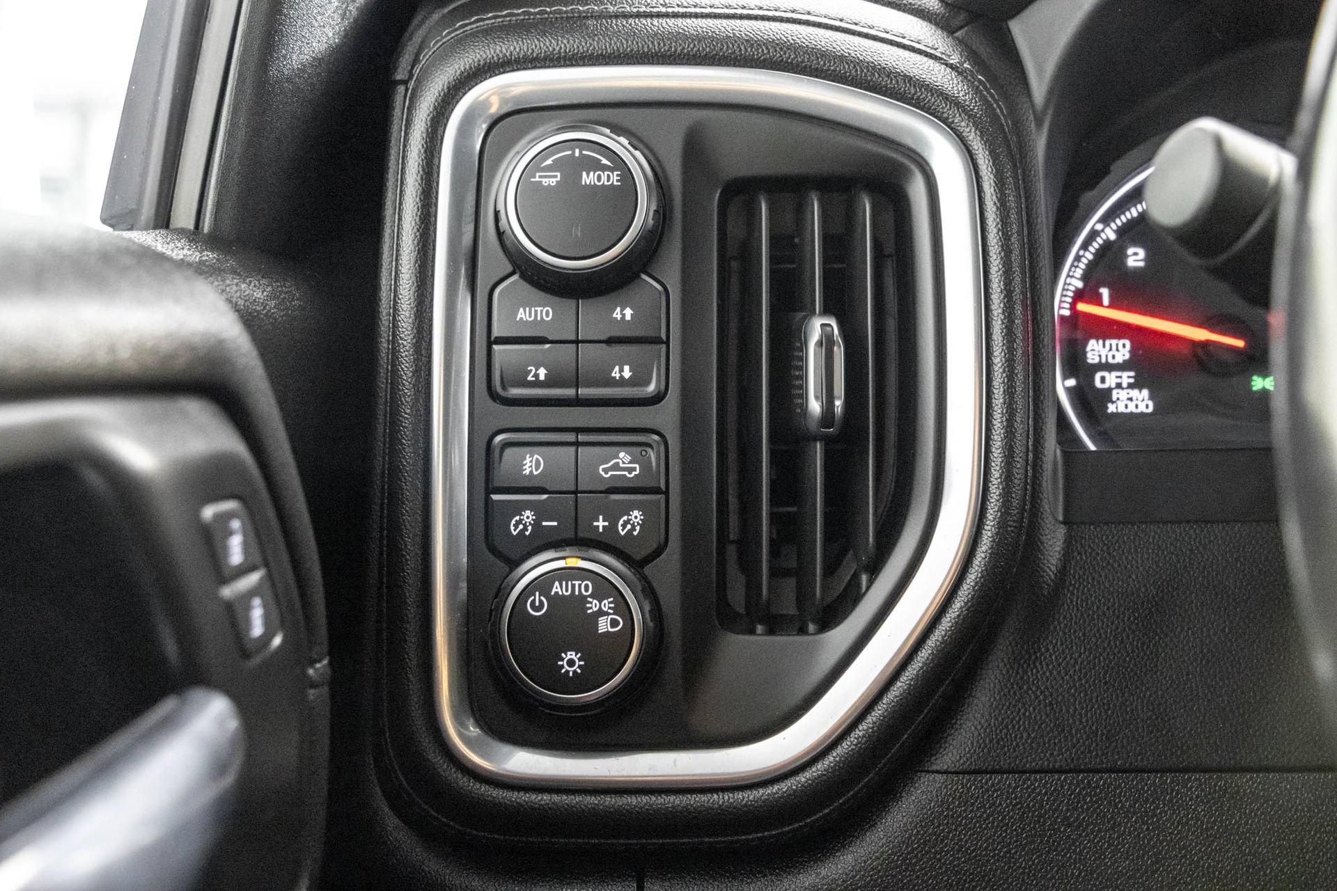Certified 2022 Chevrolet Silverado 1500 RST w/ All Star Edition Plus AWD/4WD image 22