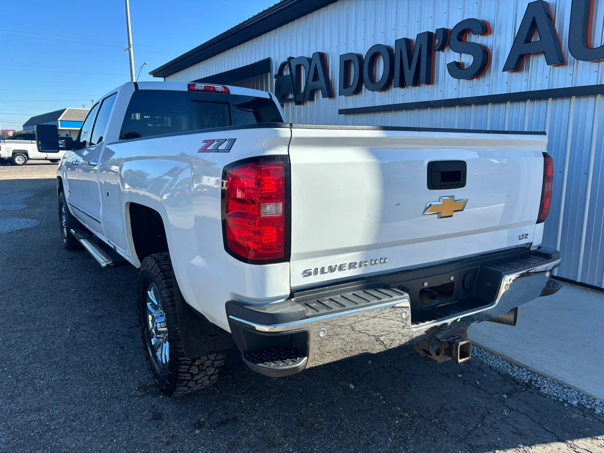 Used 2019 Chevrolet Silverado 2500 LTZ w/ Duramax Plus Package AWD/4WD image 4