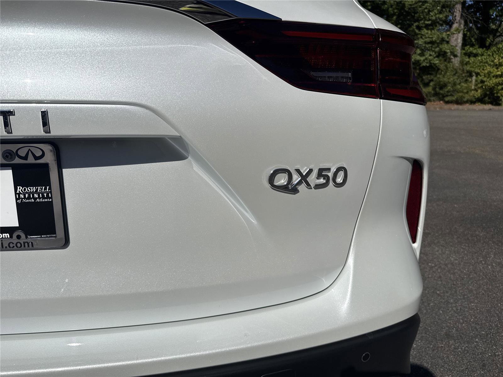 Certified 2025 INFINITI QX50 Luxe image 7