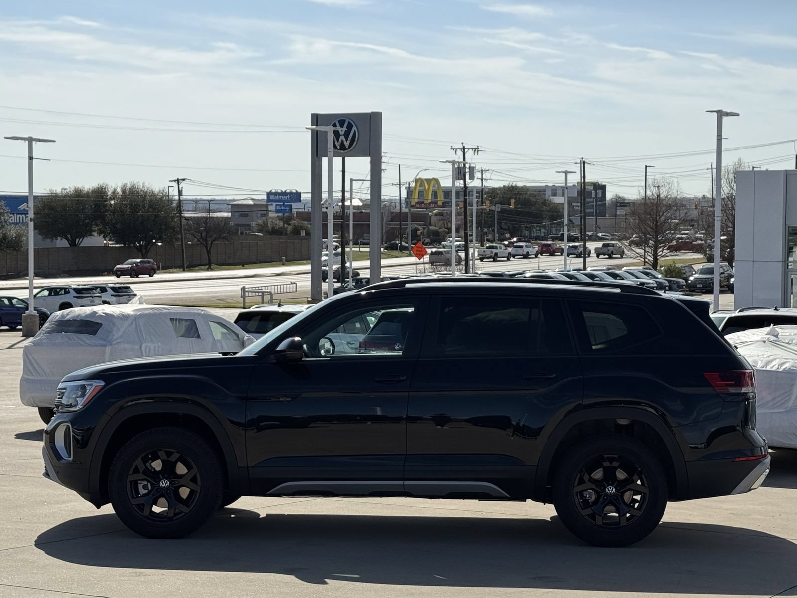 New 2026 Volkswagen Atlas Peak Edition AWD/4WD image 8