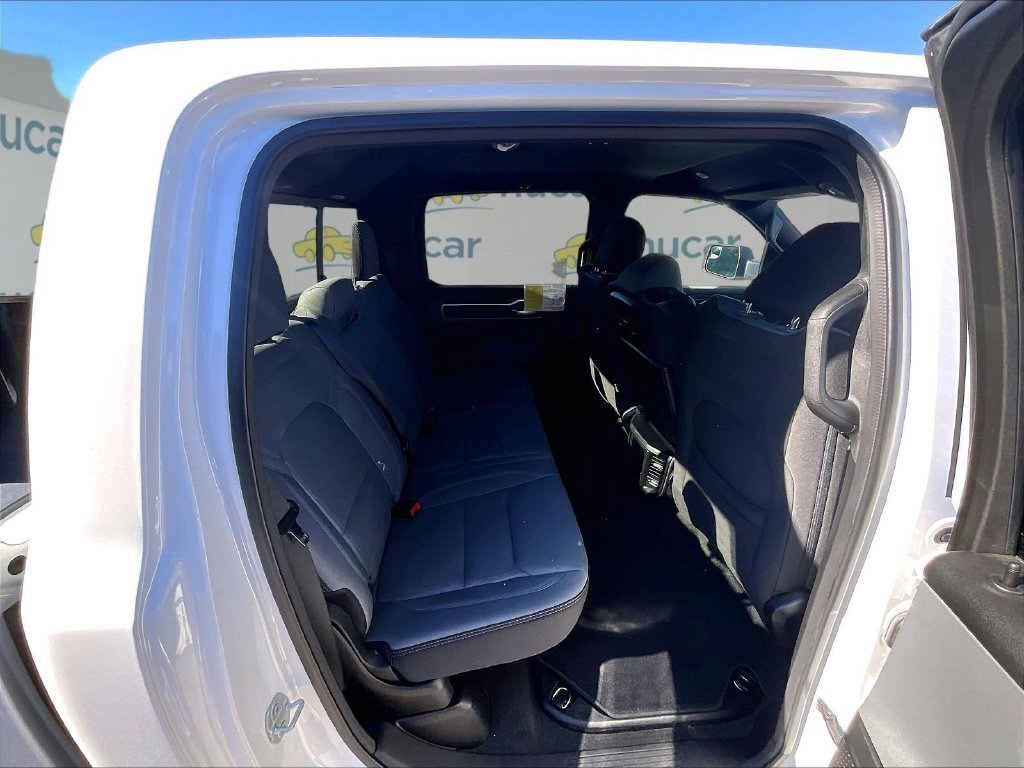 Used 2023 RAM 1500 Big Horn AWD/4WD image 16
