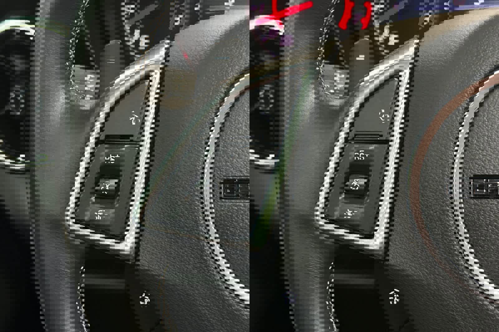 Used 2021 Chevrolet Camaro LT w/ Technology Package RWD image 24